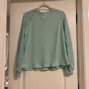 Mint green top Size LG